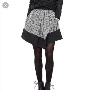 Banana Republic Asymmetrical Jacquard Skirt